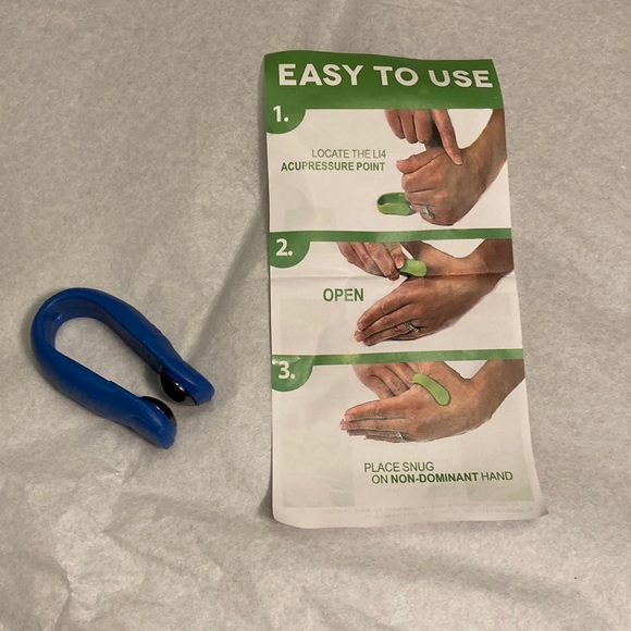 Set of 2 Acupressure Clips relieves tension/migraines, size small - Picture 3 of 11